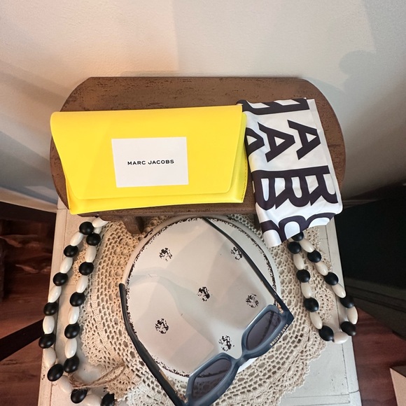 Marc Jacobs Blue Square Sunglasses - Picture 3 of 6